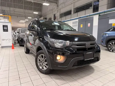 Fiat Mobi Trekking usado (2023) color Negro financiado en mensualidades(enganche $87,738 mensualidades desde $3,769)