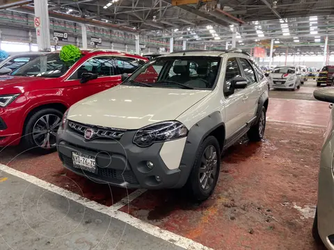 Fiat Palio Adventure 1.6L usado (2020) color Beige Savannah financiado en mensualidades(enganche $45,000 mensualidades desde $4,600)