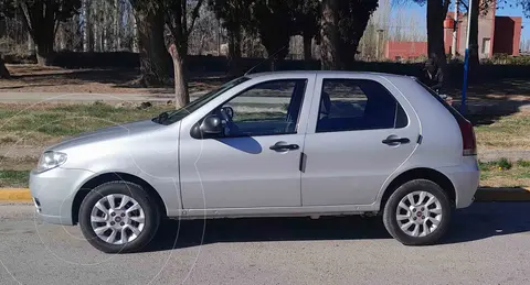 FIAT Palio Fire 5P Top Seguridad usado (2015) color Gris Scandium precio $10.700.000