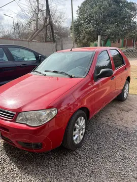 FIAT Palio Fire 5P Top usado (2014) color Rojo Alpine precio $10.500.000