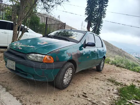 Fiat Palio Fire 1.3 4ptas usado (1998) color Verde precio u$s2.500