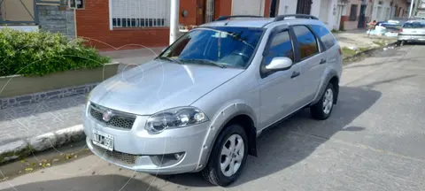 FIAT Palio Weekend 1.4 Trekking usado (2013) color Plata Bari precio $12.000.000