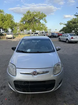 FIAT Palio 5P Attractive Pack Top usado (2017) color Plata precio $10.800.000