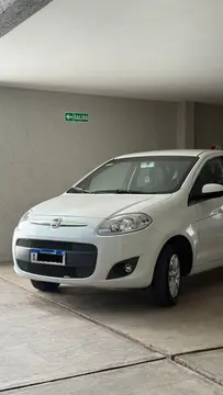 FIAT Palio 5P Attractive usado (2017) color Blanco precio $14.000.000