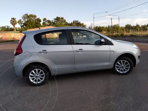 FIAT Palio 5P Attractive Pack Top usado (2018) color Gris Cromo precio $13.600.000