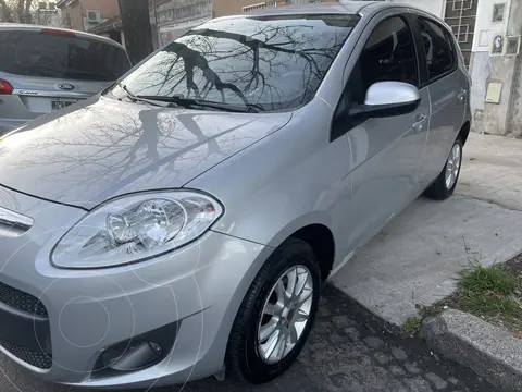 FIAT Palio 5P Attractive Pack Top usado (2018) color Gris Scandium precio $10.800.000