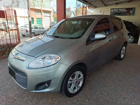 FIAT Palio 5P Essence usado (2015) color Gris precio $13.500.000