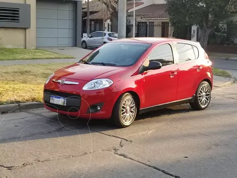 FIAT Palio 5P Attractive Pack Top usado (2018) color Rojo Alpine financiado en cuotas(anticipo $3.000.000 cuotas desde $190.000)