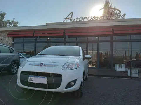 FIAT Palio PALIO 1.4 5 P ATTRACT L/14 usado (2018) color Blanco precio $11.000.000