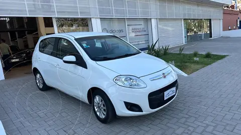 FIAT Palio PALIO 1.4 5 P ATTRACT L/12 usado (2014) color Blanco precio $11.000.000