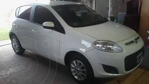 FIAT Palio 5P Attractive Pack Top usado (2015) color Blanco Banchisa precio u$s9.500