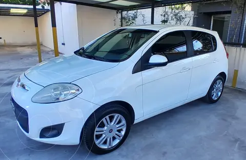 FIAT Palio 5P Essence usado (2013) color Blanco precio u$s9.500