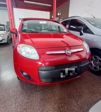foto FIAT Palio 5P Essence usado (2012) color Rojo Alpine precio $10.000.000