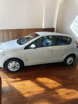 FIAT Palio 5P Attractive usado (2014) color Blanco Banchisa precio $9.300.000