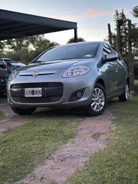 FIAT Palio 5P Attractive usado (2014) color Verde precio $12.500.000