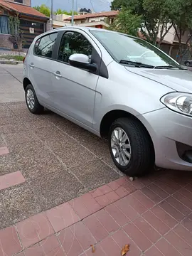 FIAT Palio 5P Attractive (85Cv) usado (2017) color Gris Scandium precio $14.000.000
