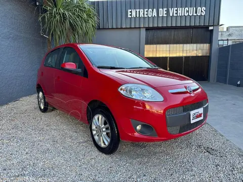 FIAT Palio PALIO 1.6 5 P ESSENCE  L/14 usado (2015) color Rojo precio $13.500.000