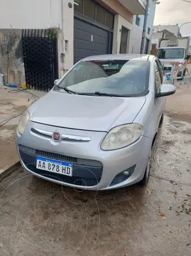 FIAT Palio 5P Attractive usado (2017) color Plata Bari precio $11.000.000