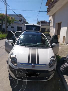 foto FIAT Punto 5P 1.4 Attractive usado (2015) color Blanco Banchisa precio $810.000
