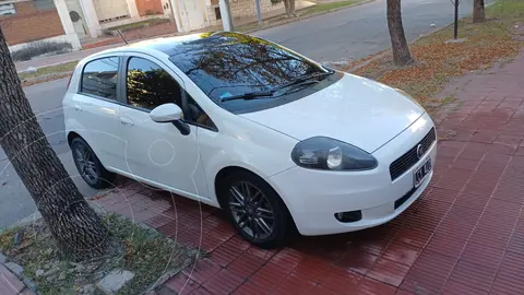 FIAT Punto 5P 1.6 Essence usado (2012) color Blanco Banchisa precio $11.900.000