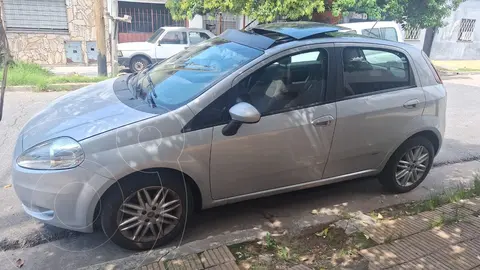 FIAT Punto 5P 1.6 Essence usado (2011) color Gris precio $7.500.000
