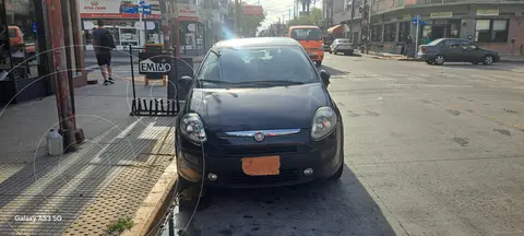 FIAT Punto 5P 1.4 Attractive Pack Top usado (2015) color Negro Vesubio precio $9.600.000