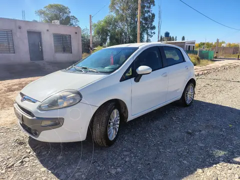 FIAT Punto 5P 1.6 Essence usado (2014) color Blanco precio $9.500.000