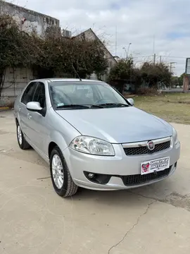 FIAT Siena EL 1.6 usado (2015) color Gris precio $12.500.000