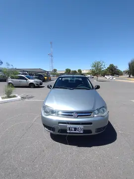 FIAT Siena 1.4 Attractive Active usado (2012) color Verde Lagoon precio $9.300.000
