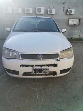 FIAT Siena HLX 1.8 usado (2006) color Blanco precio $400.000.000