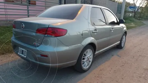 FIAT Siena ELX 1.6 16v usado (2015) color Gris Plata precio $14.000.000
