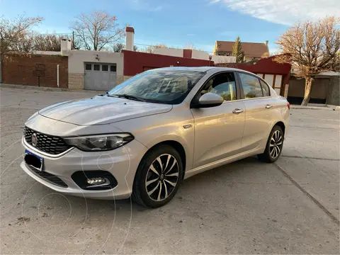 FIAT Tipo 1.6 usado (2018) color Gris precio $14.000.000