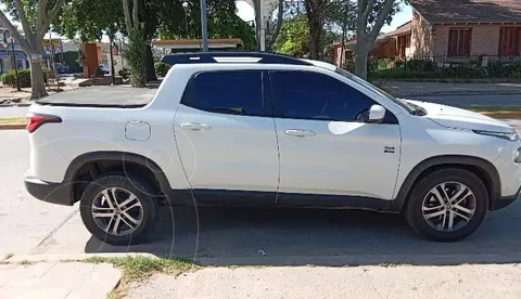 FIAT Toro 2.0 TDi Freedom 4x4 CD Pack Xtreme usado (2017) color Blanco precio u$s20.000