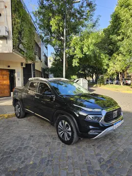 FIAT Toro T270 Volcano 4x2 Turbo CD Aut usado (2024) color Negro Carbon financiado en cuotas(anticipo $5.000.000)
