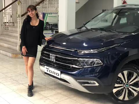 foto FIAT Toro 1.3 Volcano 4x2 Turbo CD Aut nuevo color Azul precio $10.150.000