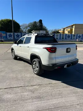 foto FIAT Toro 1.8 Freedom 4x2 CD Aut Pack Chrome usado (2020) color Blanco precio $8.500.000