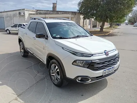 FIAT Toro 2.0 TDi Volcano 4x4 CD Aut usado (2017) color Blanco precio $21.500.000