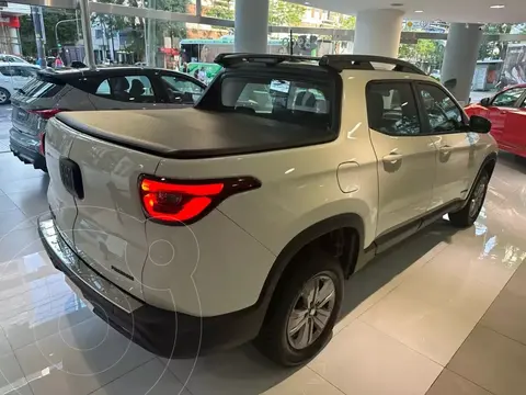 FIAT Toro 1.8 Freedom 4x2 CD Aut usado (2022) color Blanco financiado en cuotas(anticipo $9.000.000 cuotas desde $250.000)