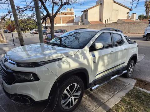 FIAT Toro New Holland Edicion Limitada usado (2019) color Blanco precio $27.000.000