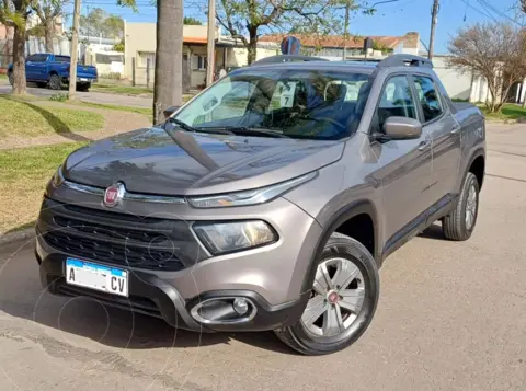 FIAT Toro 1.8 Freedom 4x2 CD Aut usado (2021) color Gris Plata  financiado en cuotas(anticipo $10.000.000)