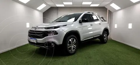 FIAT Toro TORO 2.0TDI VOLCANO  4X4 AT PRE usado (2018) color Gris precio $8.000.000