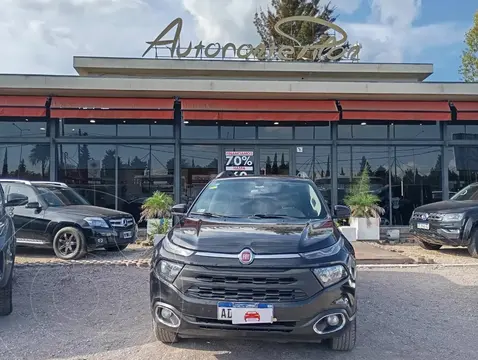 FIAT Toro TORO 1.8MPI FREEDOM  4X2 AT usado (2019) color Negro precio $23.000.000