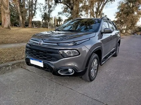 FIAT Toro 1.8 Freedom 4x2 CD Aut usado (2020) color Gris Claro precio $24.900.000