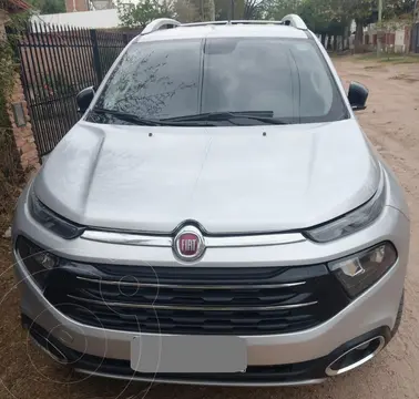 FIAT Toro 2.0 TDi Volcano 4x4 CD Aut usado (2017) color Gris precio $25.000.000