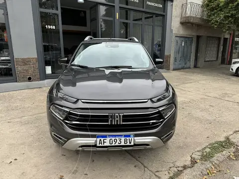 FIAT Toro 2.0 TDi Volcano 4x4 CD Aut usado (2022) color Gris precio $15.000.000