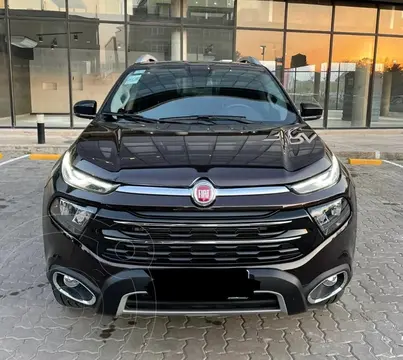 FIAT Toro 2.0 TDi Volcano 4x4 CD Aut usado (2019) color Negro precio $6.000.000