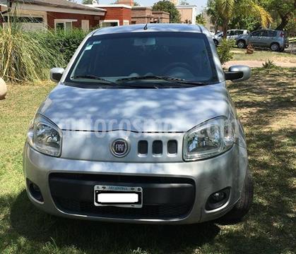 foto FIAT Uno 5P 1.4 Attractive usado (2013) color Gris Claro precio $580.000