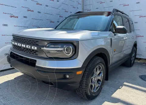 Ford Bronco Badlands 4 Puertas usado (2023) color Gris precio $609,900