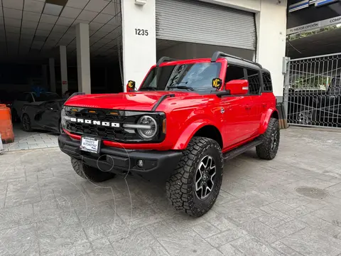 Ford Bronco Outer Banks 4 Puertas usado (2022) color Rojo financiado en mensualidades(enganche $200,000 mensualidades desde $26,941)