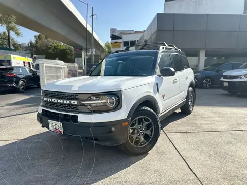 Ford Bronco Badlands 4 Puertas usado (2024) color Blanco financiado en mensualidades(enganche $157,300 mensualidades desde $17,660)